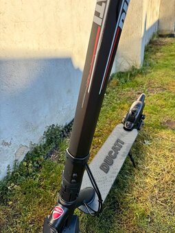 Elektrická koloběžka DUCATI Pro-ll Plus - 8