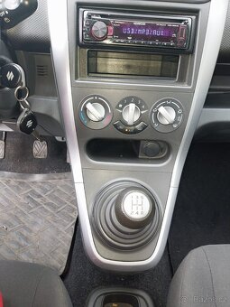 Suzuki Splash 1,0i  48 kW - 8