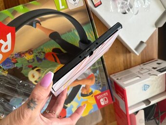 Nintendo Switch OLED 2023 - 8