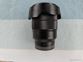 SONY FE Zeiss 16-35 mm f/4 ZA OSS objektiv ve skvělém stavu - 8