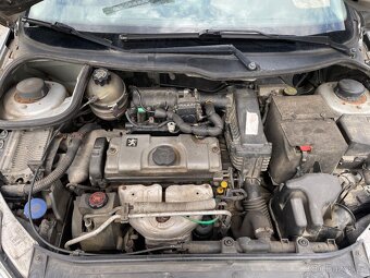 Peugeot 206 1.4 i - 8