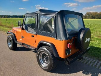 Jeep Wrangler YJ 4.2 6válcový benzínový, rok výroby 1987 - 8