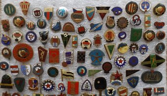 odznaky - různé - 8