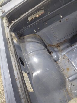 Škoda 120M karoserie - 8