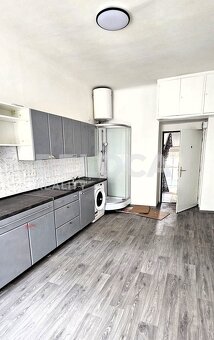 1+KK, 16m2, P2, Nusle, Oldřichova, malý, útulný byt k nastěh - 8