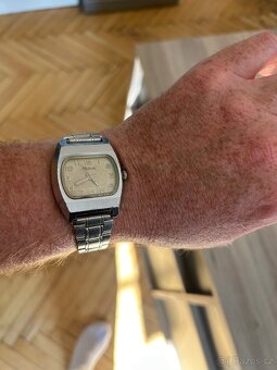 Mechanické hodinky Raketa TV - 8