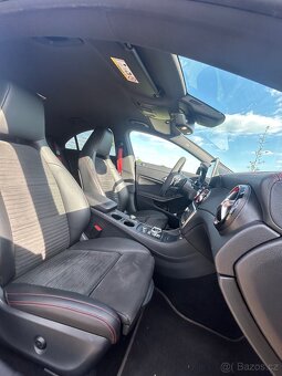 Mercedes-Benz CLA45 AMG - 8