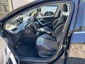 Peugeot 208 1.2 (81Kw) PureTech 110k ALLURE S&S MAN6 - 8
