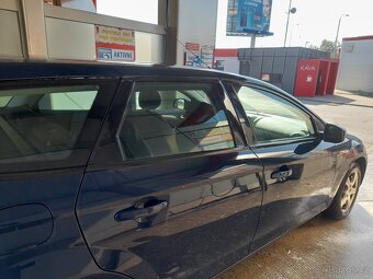 Ford Mondeo - 8