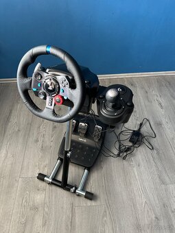 Herní set na řízení Logitech - komplet - 8
