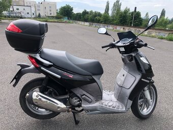 Aprilia Sportcity 200 - 8