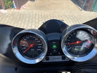 Suzuki Bandit 600 - 8