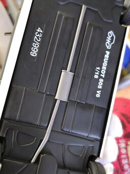Peugeot 505 V6 1:18 Ottomobile - 8