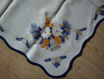 Vánoční ubrusy a dečky modro/žluté - 8