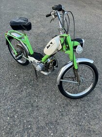 Benelli moped - 8