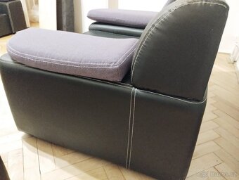 Prodám 3dílnou sedací soupravu - 8