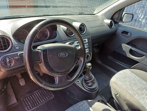Prodám Ford Fiesta rok 2004, 1.4TDci 50kW, 166 000km - 8