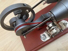 Stirlingův motor s generátorem - funkční model elektrárny - 8