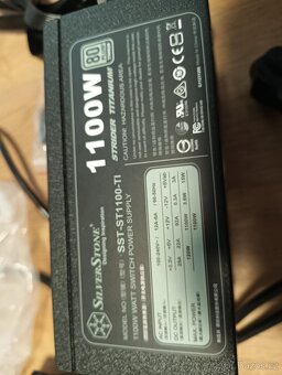 PC Zdroj 1100w s certifikací Titanium (Strider Titanium) - 8