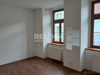 2+KK, 62m2 Slaný Husova, zrekonstruovaný nezařízený byt v ce - 8