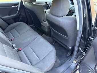 Honda Accord 2.2 i-DTEC Executive 6MT, Diesel 110 kW 160Tkm - 8