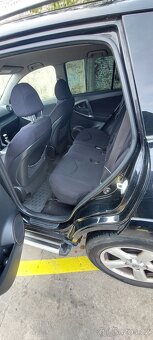 RAV4 - 8