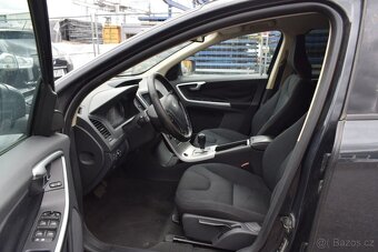 Volvo XC60 D5 2.4D 4X4/TAŽNÉ/AUT/NEJEDE/ - 8