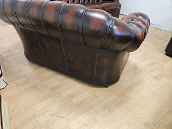 CHESTERFIELD ŠTÝL,HRUBO-KOŽENÁ SEDAČKA/PEKNÁ/ - 8