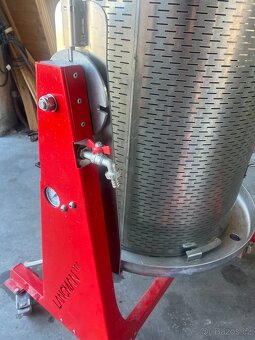 VODNÍ LIS VÝKLOPNÝ- 250L, 170L, 80L LAKOVANÝ - 8