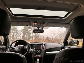 Subaru Outback 2.5i - 8