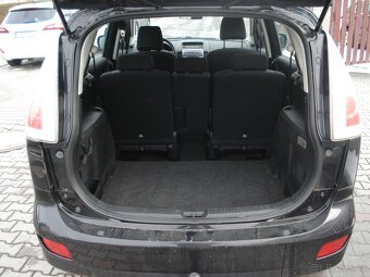 Mazda 5 2.0 D,7 MÍST - 8