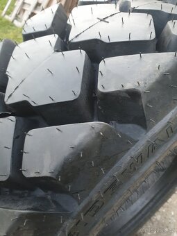 Pneu Galaxy 12 - 16,5 - 8