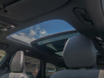 Volvo XC60 ČR 2.0D 145KW PO SERVISU - 8