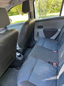 Renault clio - 8