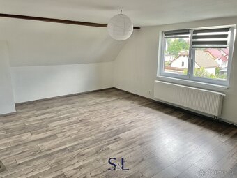 Nabízíme k pronájmu byt po rekonstrukci o dispozici 3+kk s v - 8