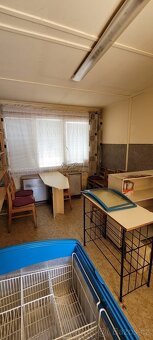 Prodej obchodního stánku (noviny, trafika, občerstvení) o vý - 8