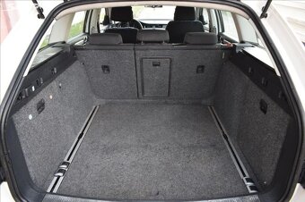 Škoda Superb 2,0 TDI AMBITION/MANUÁL/NAVI/ - 8