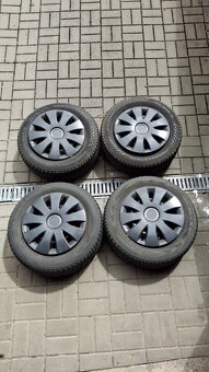 Zimní kola a poklice, r 15,5x112,na Octavia 2,3 - 8
