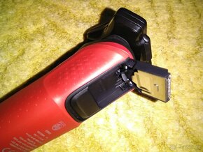 NOVÝ holicí strojek Philips Shaver Series 5000 - 8