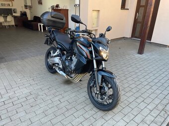 Honda cb 650 f - 8