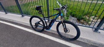 ELEKTROKOLO KTM MACINA ACTION Bosch, rám XL, kola 29 - 8