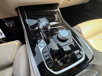 BMW X7 M50i 2019 - 8
