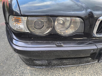Bmw e38 735i 175kw veškeré náhradní díly z vozu - 8