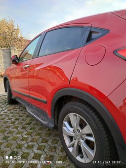 Honda. HRV r.2020 1,5 - 8