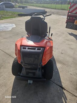 Husqvarna Rider R 214C  rok 2022    1825 mth top stav - 8