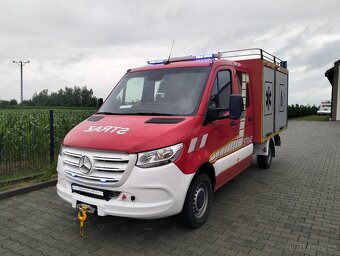 Hasic hasičský auto Mercedes Sprinter - 8