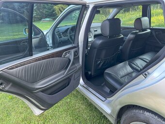 MERCEDES E 320 CDI AVANTGARDE145 kW, automat. - 8