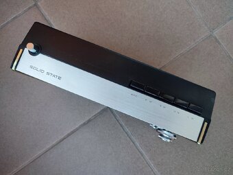 11 TRANSISTOR RADIO FM-AM HITACHI KH-1108H,SOLID STATE. - 8