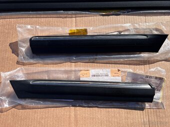 Dveřní ochranné lišty BMW E32 | CHROM - 8