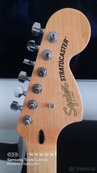 Fender Squier Affinity Stratocaster - 8